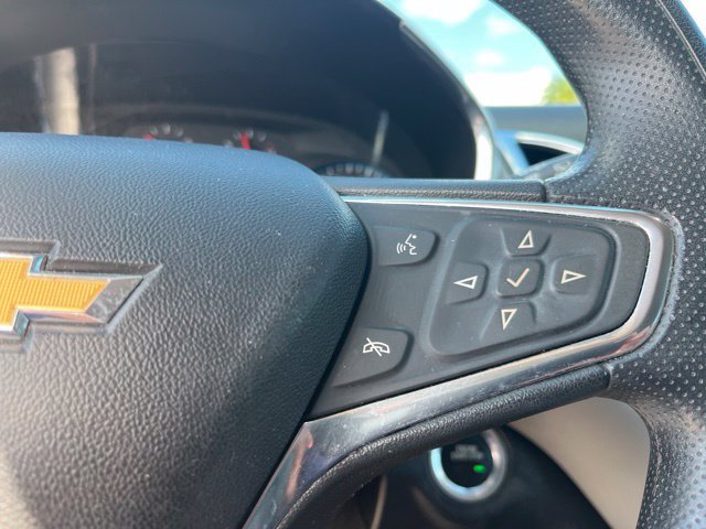 Used 2020 Chevrolet Equinox LS w/ LS Convenience Package FWD image 17