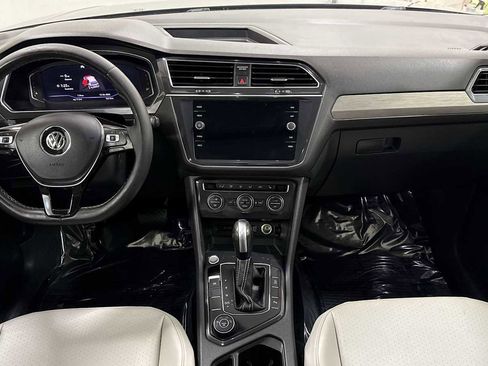 Used 2021 Volkswagen Tiguan SEL image 27