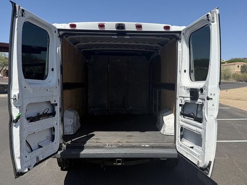 Used 2015 RAM ProMaster 1500 FWD image 5