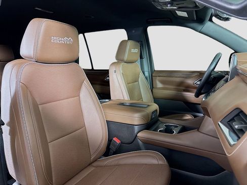 Certified 2023 Chevrolet Tahoe High Country AWD/4WD image 34