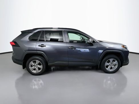 Used 2025 Toyota RAV4 XLE w/ Convenience Package FWD image 3