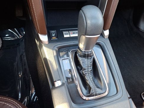 Used 2018 Subaru Forester 2.5i Touring w/ Popular Package #3B image 15