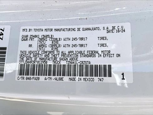 Used 2024 Toyota Tacoma SR image 32