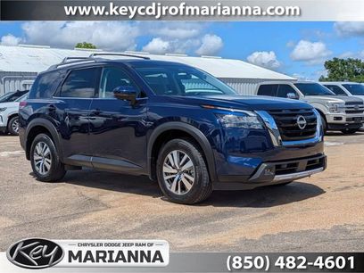Used 2025 Nissan Pathfinder SL