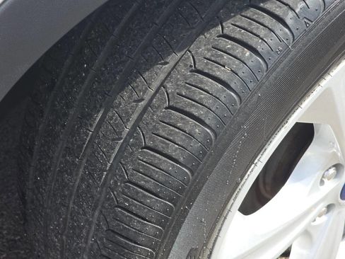 Used 2016 Ford Escape SE image 10