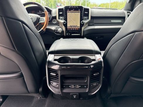 Used 2019 RAM 1500 Laramie AWD/4WD image 13