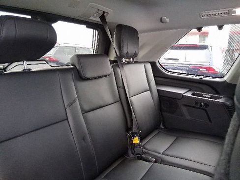 Used 2023 Toyota Sequoia Limited w/ Tow Technology Package AWD/4WD image 13