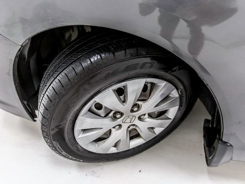 Used 2012 Honda Civic LX image 12