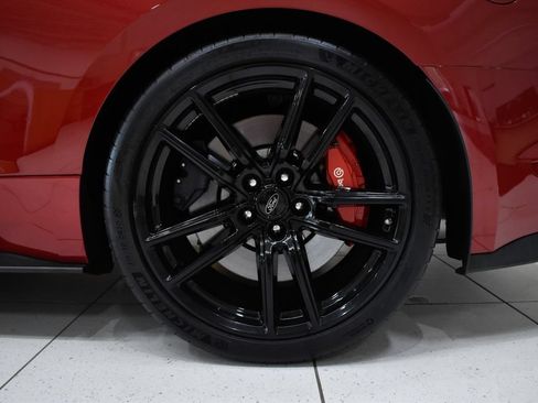 Used 2020 Ford Mustang Shelby GT500 w/ Technology Package RWD image 13