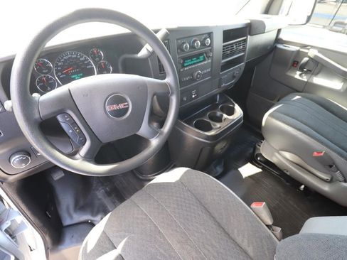 Used 2024 GMC Savana 2500 w/ Driver Convenience Package RWD image 8