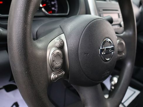 Used 2014 Nissan Versa SV w/ Convenience Package FWD image 36