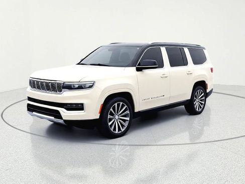 Used 2023 Jeep Grand Wagoneer Series II AWD/4WD image 6