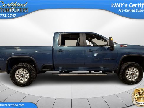 Used 2024 Chevrolet Silverado 2500 LT w/ Convenience Package AWD/4WD image 5