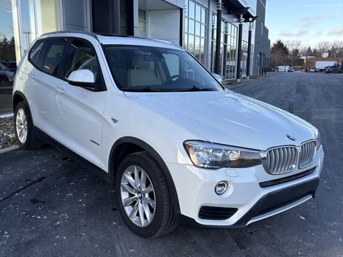 Used 2016 BMW X3 xDrive28i image 11