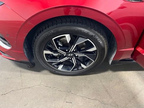 Used 2025 Hyundai Sonata SEL FWD image 30