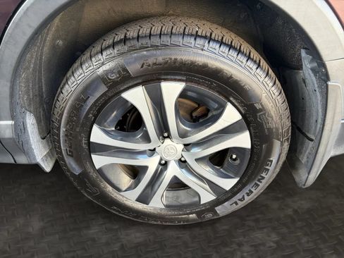 Used 2018 Toyota RAV4 LE w/ All Weather Liner Package AWD/4WD image 38