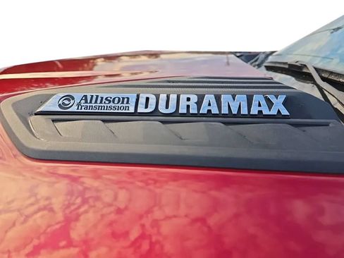 Used 2022 Chevrolet Silverado 2500 LTZ w/ LTZ Premium Package AWD/4WD image 11
