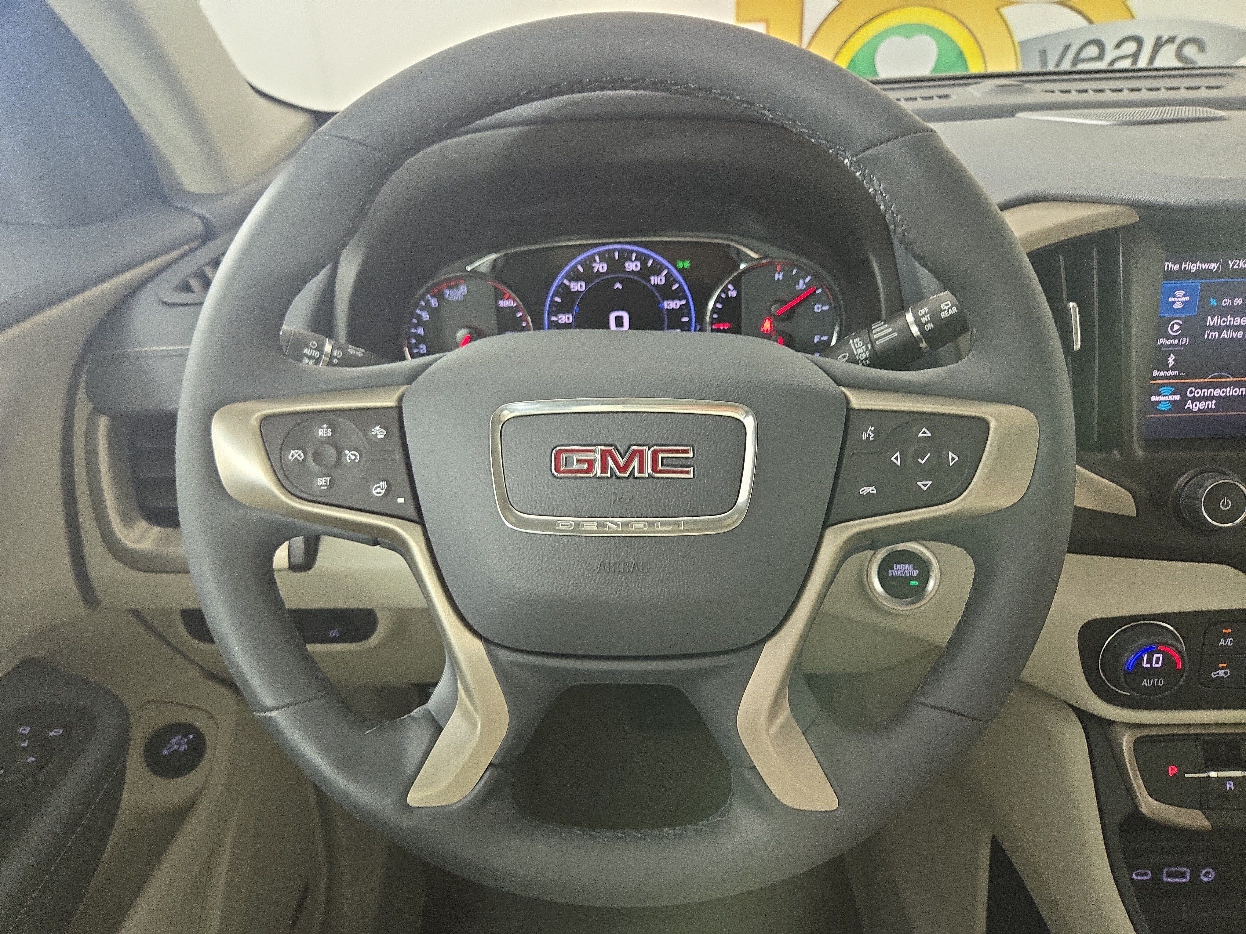 Used 2024 GMC Terrain Denali w/ Denali Premium Package AWD/4WD image 13