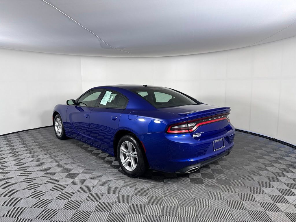 Used 2021 Dodge Charger SXT w/ Leather Interior Group RWD image 3