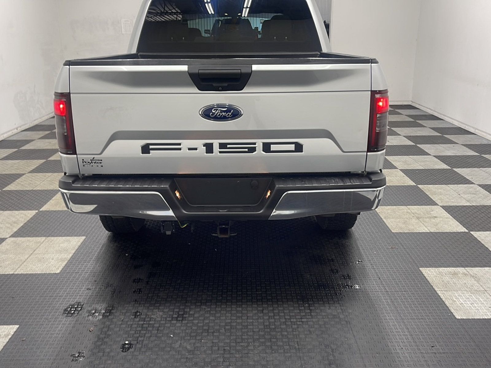 Used 2018 Ford F150 XLT AWD/4WD image 18