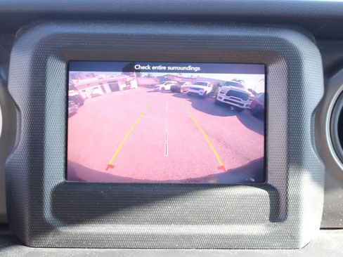 Used 2022 Jeep Wrangler Unlimited Sport AWD/4WD image 18