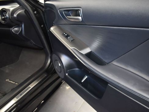 Certified 2024 Lexus IS 500 image 23