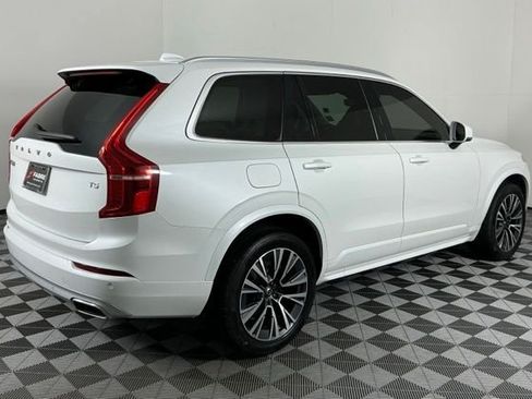 Used 2020 Volvo XC90 T5 Momentum FWD image 7