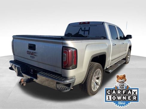 Used 2018 GMC Sierra 1500 SLT w/ SLT Premium Package image 3