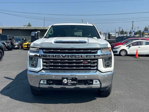 Used 2020 Chevrolet Silverado 2500 LTZ AWD/4WD image 6