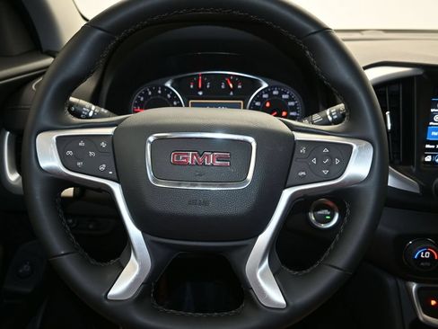 Used 2023 GMC Terrain SLT w/ Tech Package FWD image 13