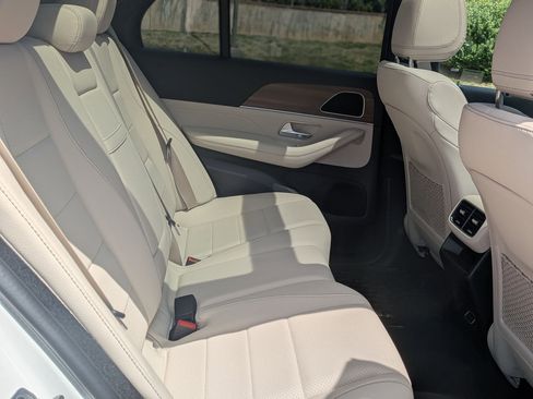 Certified 2026 Mercedes-Benz GLE 350 4MATIC image 37