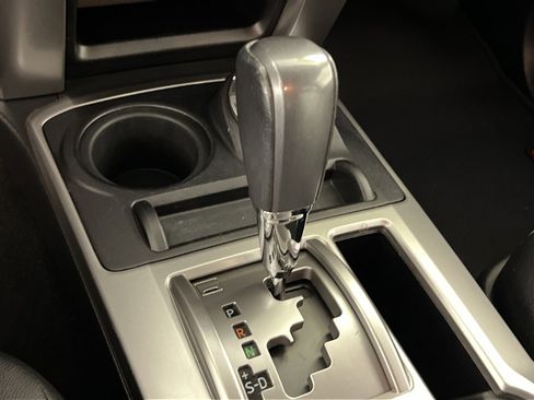 Used 2016 Toyota 4Runner SR5 Premium image 22