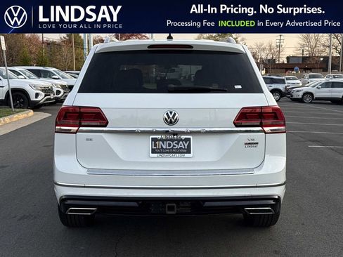 Used 2018 Volkswagen Atlas SE w/ R-Line Package image 4