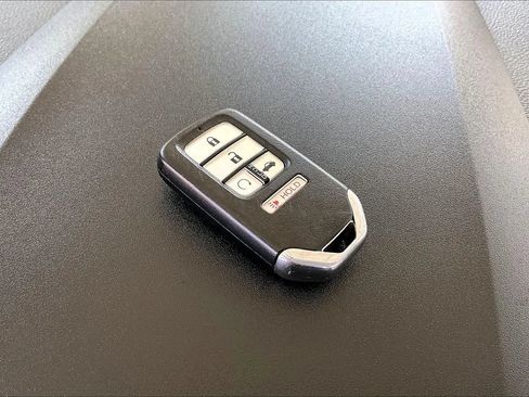 Used 2019 Honda Civic EX image 32