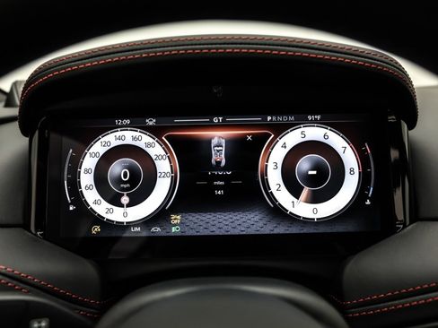 Used 2025 Aston Martin DB12 image 14
