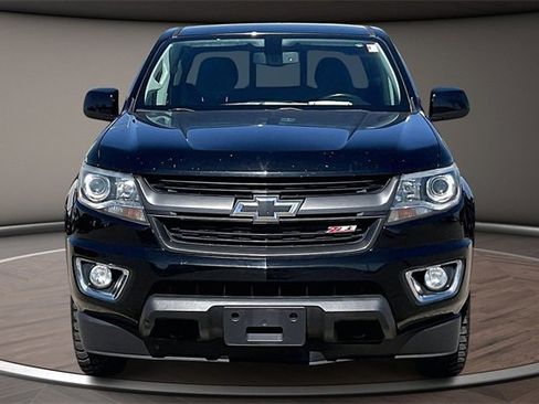 Used 2020 Chevrolet Colorado Z71 image 3