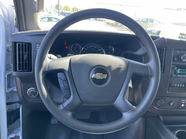 Used 2025 Chevrolet Express 2500 w/ Driver Convenience Package RWD image 7