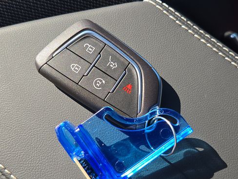 New 2026 Cadillac Optiq Sport 2 RWD image 30