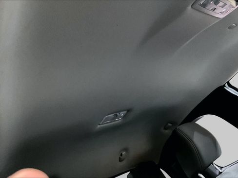 Certified 2019 Toyota Tacoma SR AWD/4WD image 12