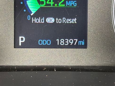 Used 2025 Toyota Corolla LE image 27