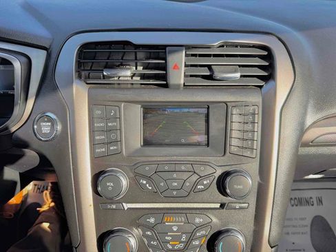 Used 2018 Ford Fusion S image 27