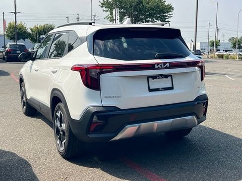 Used 2026 Kia Seltos S AWD/4WD image 9