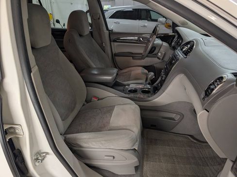 Used 2013 Buick Enclave Convenience FWD image 20