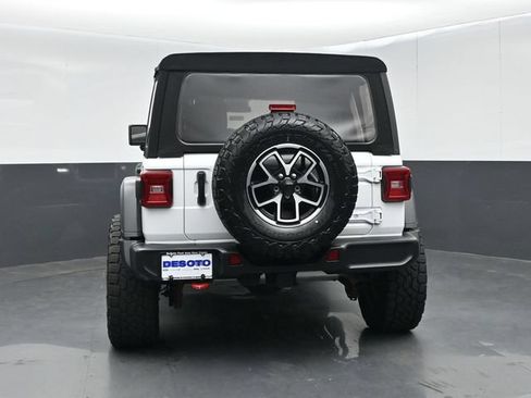Used 2024 Jeep Wrangler Unlimited Rubicon AWD/4WD image 7