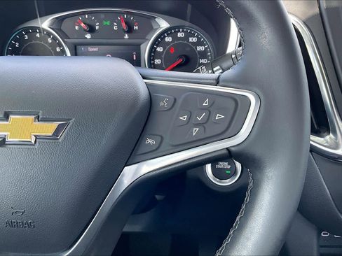 Used 2023 Chevrolet Equinox LT FWD image 19