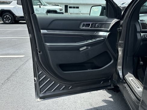 Used 2017 Ford Explorer Sport w/ Equipment Group 401A AWD/4WD image 10