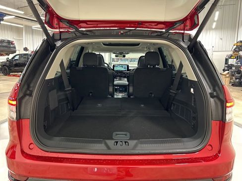 New 2026 Lincoln Aviator Reserve AWD/4WD image 39