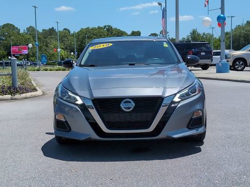 Used 2019 Nissan Altima 2.5 SR w/ SR Premium Package FWD image 10