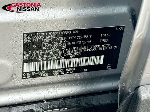 Used 2023 Toyota RAV4 XLE Premium FWD image 41