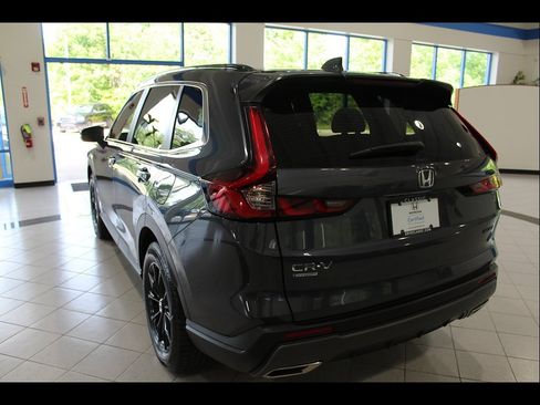 Certified 2024 Honda CR-V Sport image 7